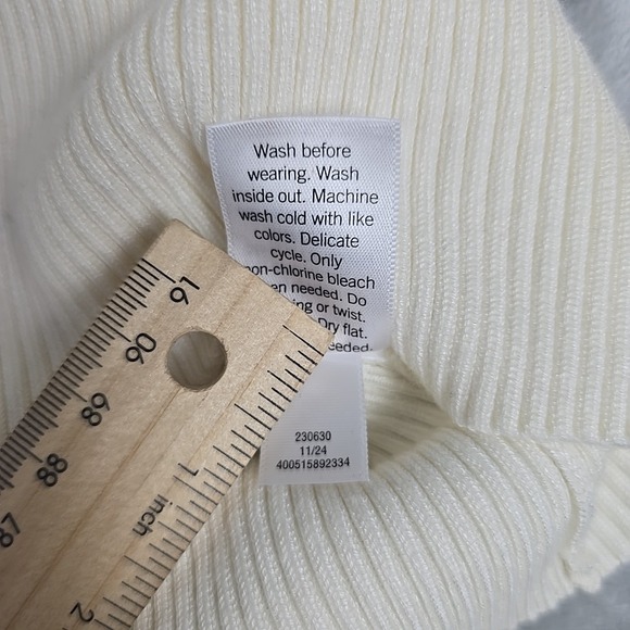 Nine West Fitted Rib Knit Cardigan Sweater XL Cream Clean Girl Preppy - Picture 7 of 7